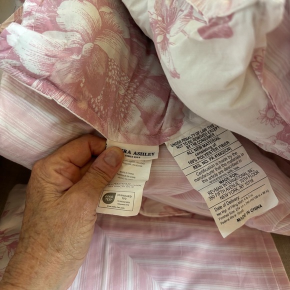 Laura Ashley Delphine Pink Cotton Comforter Reversible Set King - Picture 12 of 16